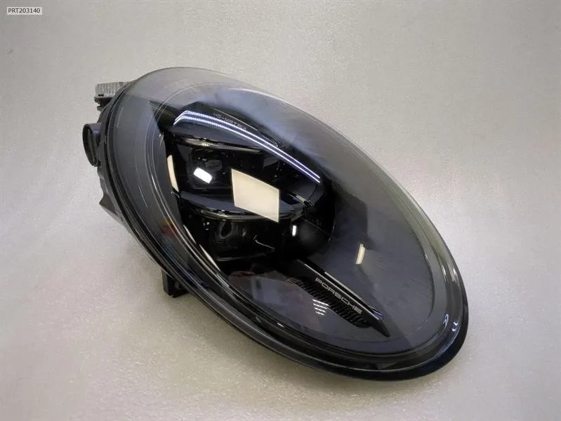 Porsche 911 (992) Right Headlamp Porsche 911 Right Headlamp 9P5941040C

Part cod...