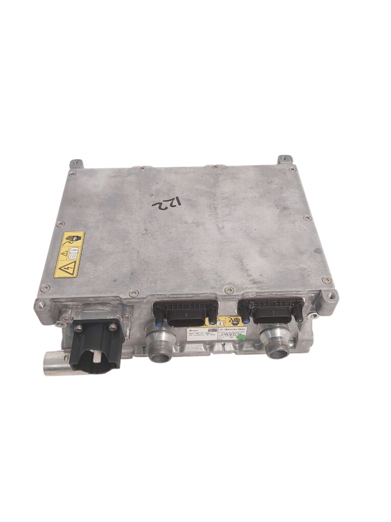 Mercedes-Benz A (W176) Hybrid converter / inverter Mercedes-Benz C-Class Hybrid converter / invert...