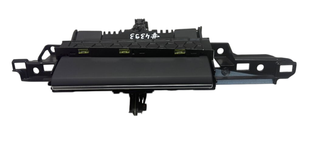 Audi A6 (C6) Dash screen Audi A6 Dash screen 4G1919601G

Part codes: 4G1...
