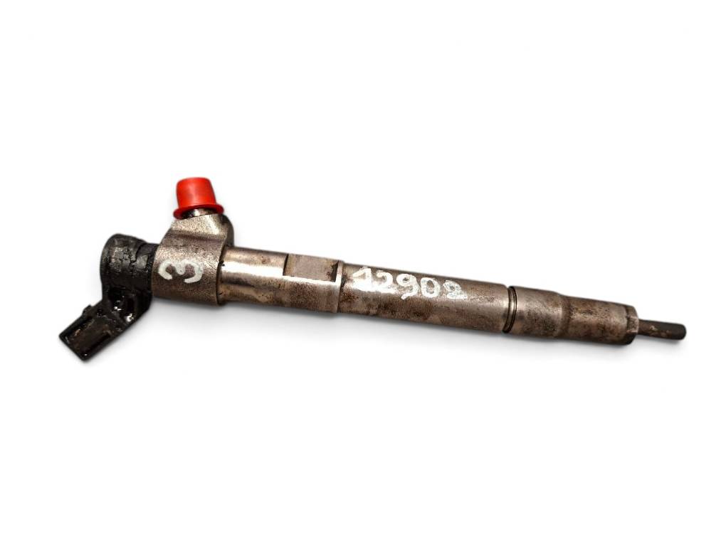 Kia Sportage Fuel Injector Kia Sportage Fuel Injector 338002U000

Part cod...