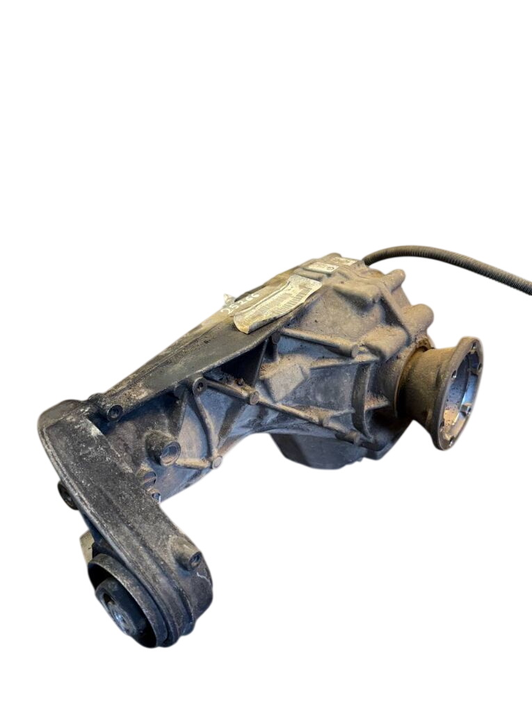 Volkswagen Amarok Front axle differential VW Amarok Front axle Differential 0C1409506B

P...