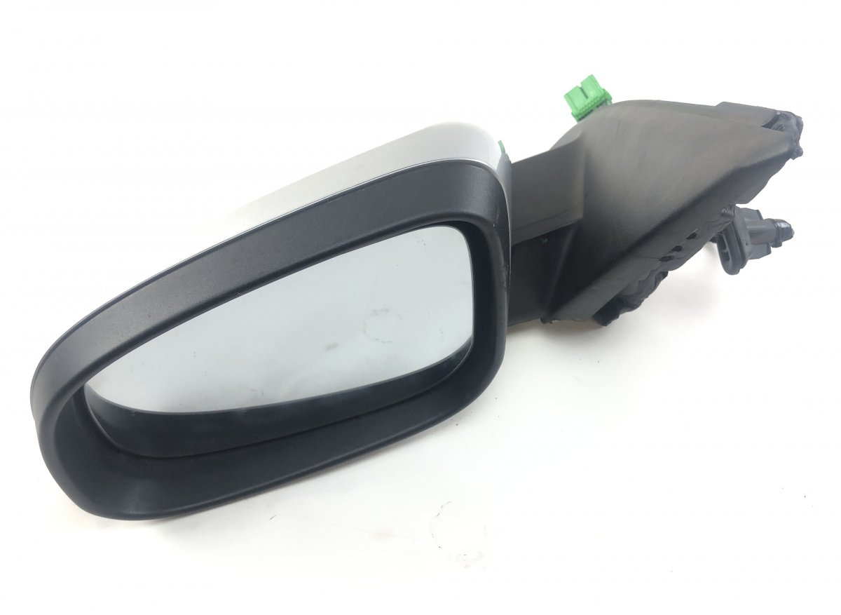 Volvo S60 mirror left Volvo S60 Mirror left 31402596

Part codes: 314...
