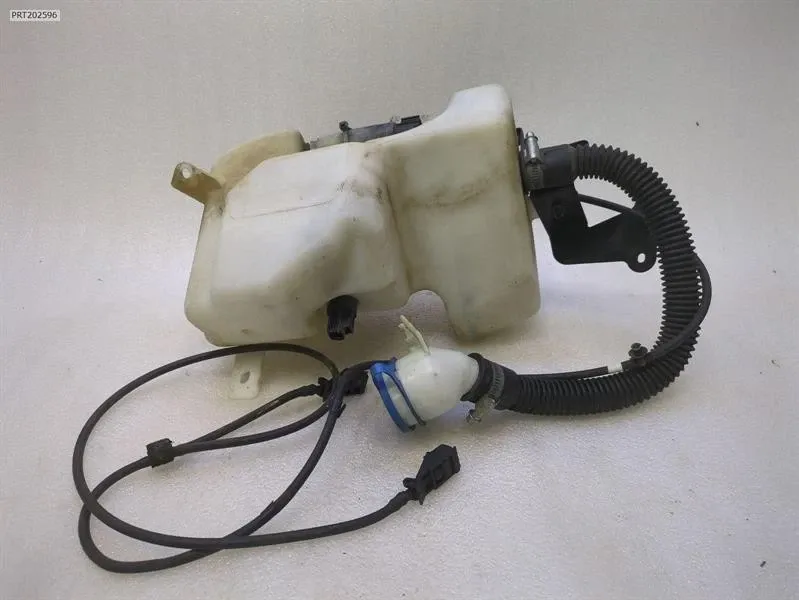 Washer Fluid Reservoir Brand/Model: ASTON MARTIN VANTAGE
Year: 2006
En...