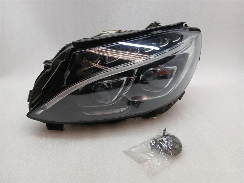 Mercedes-Benz A (W176) Left Headlamp Mercedes-Benz C-CLASS Left Headlamp A2059063304...
