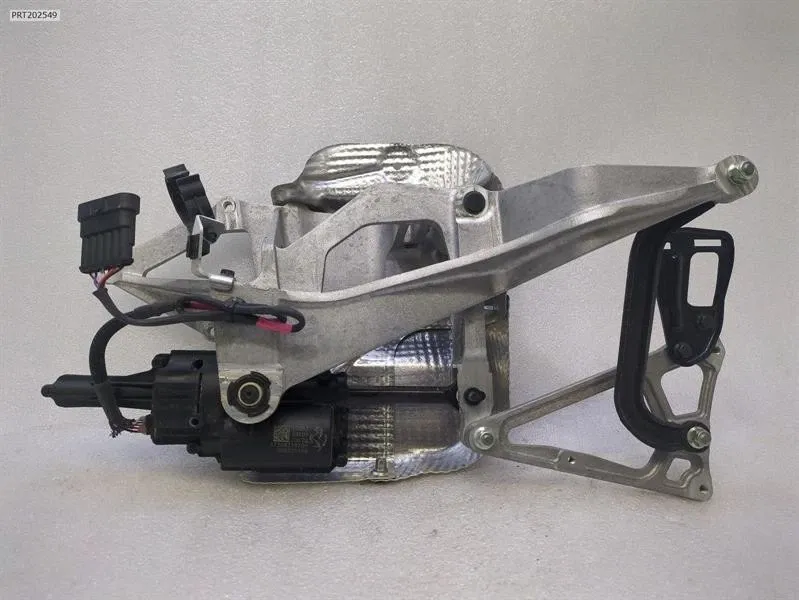 Left Spoiler Actuator Brand/Model: FERRARI SF90
Year: 2023
Engine: 39...