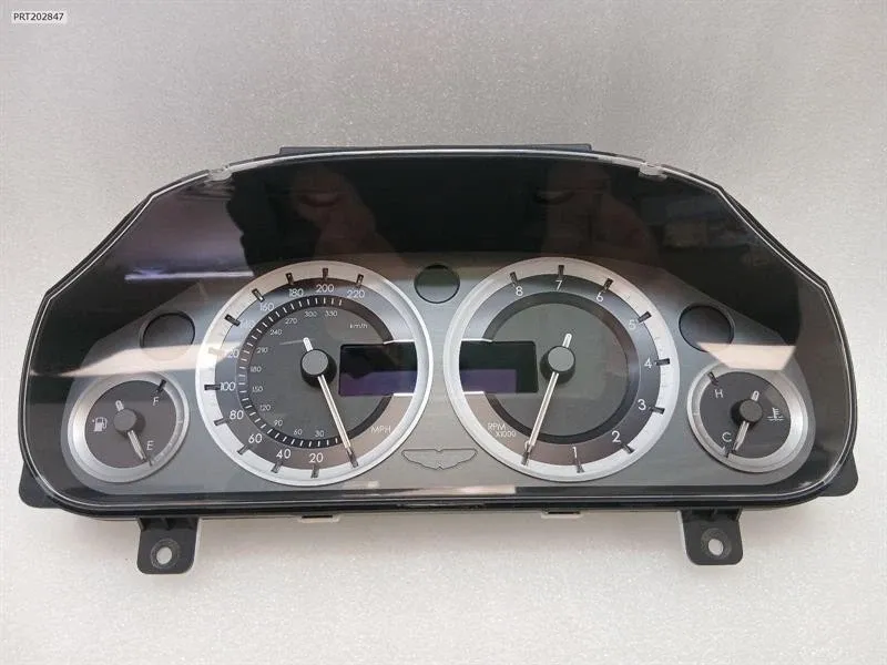 Speedo Clocks Brand/Model: ASTON MARTIN RAPIDE
Year: 2013
Eng...