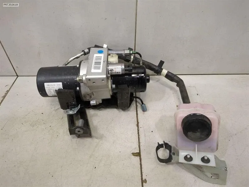 Hydraulic Pump Brand/Model: FERRARI SF90
Year: 2023
Engine: 39...