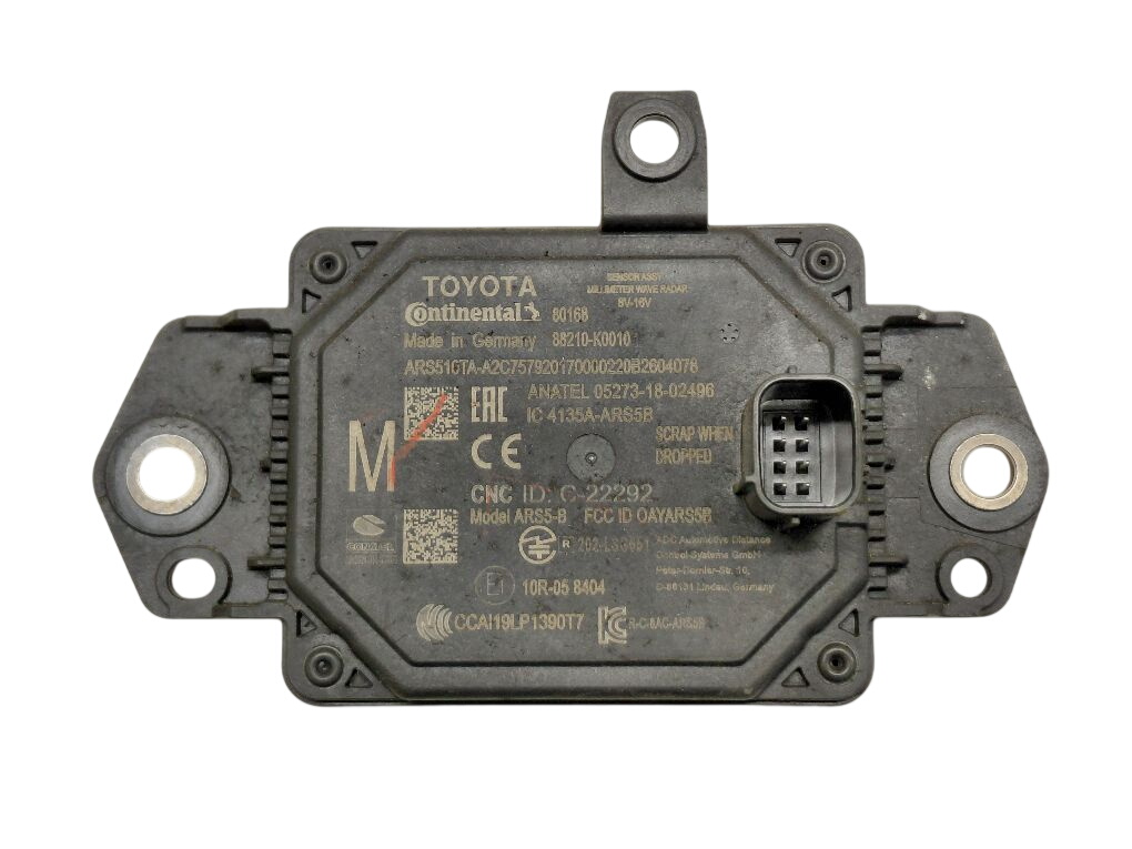 Toyota Yaris Distronic radar / sensor Toyota Yaris Distronic radar / sensor 88210K001...