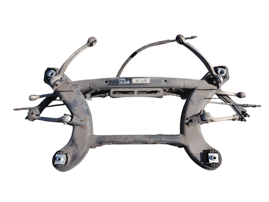 Mercedes-Benz A (W176) Tagasilla ristitala Mercedes-Benz C-Class Rear axle Beam A204350014...
