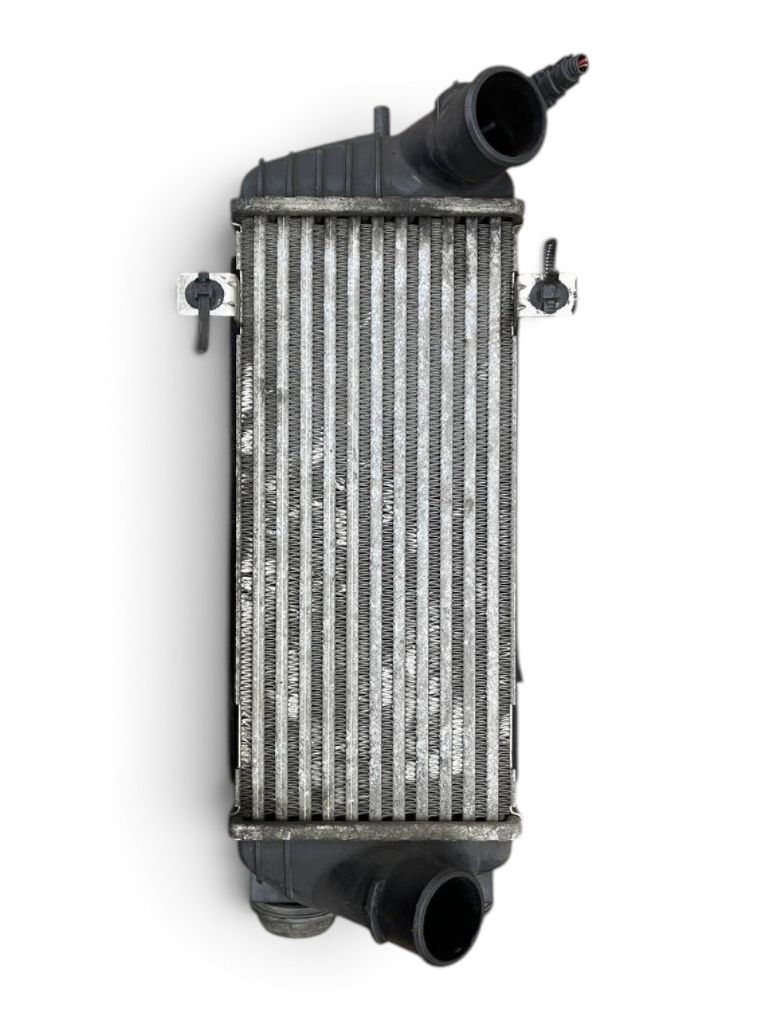 Kia Sportage Intercooler  Kia Sportage Intercooler 282712U200

Part codes...