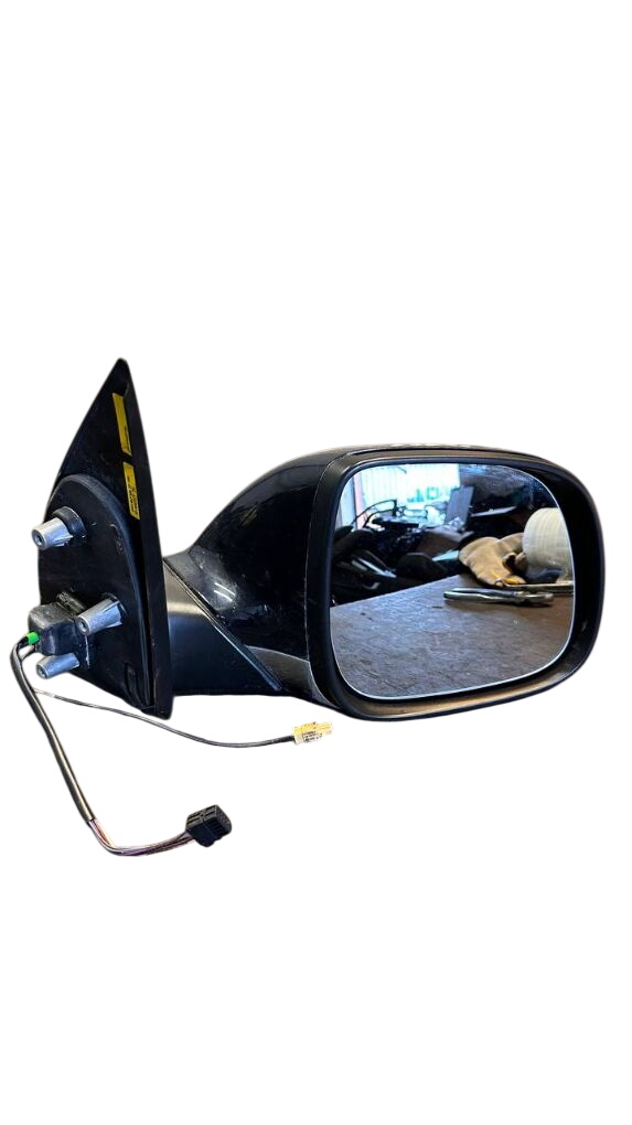 Volkswagen Amarok mirror right VW Amarok Mirror right 2HH857502DF

Part codes:...