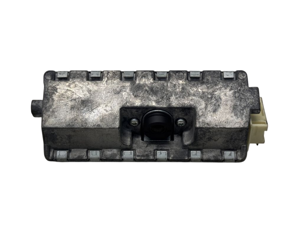 Audi A4 (B8) Front camera Audi A4 Front camera 8T0907217A

Part codes: 8T...