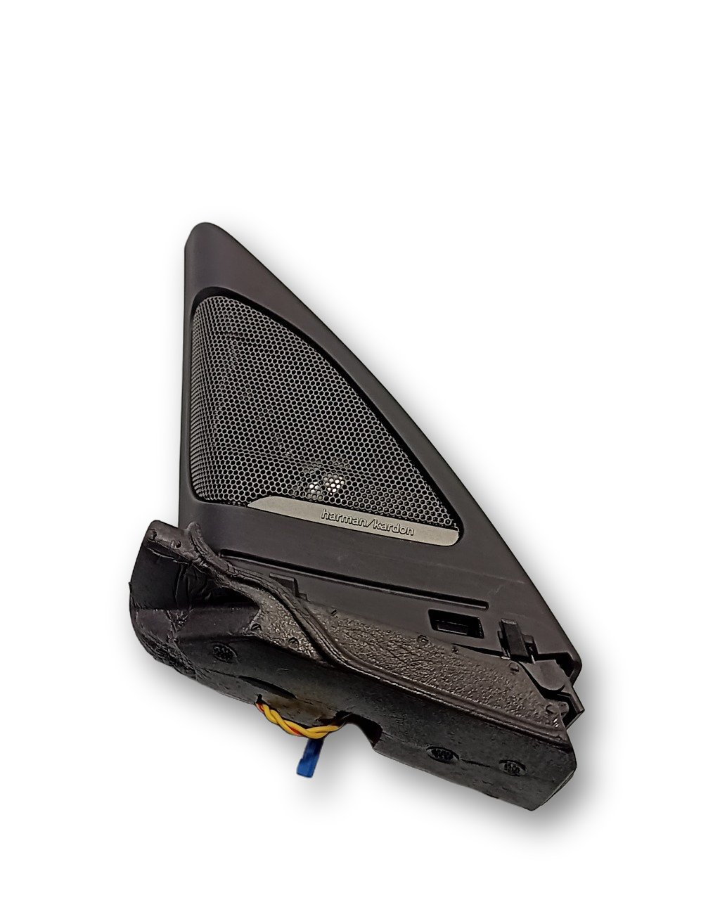 BMW 3 (G20 / G21) Dash center speaker trim cover BMW 3 SERIES Dash center speaker trim cover OEM...