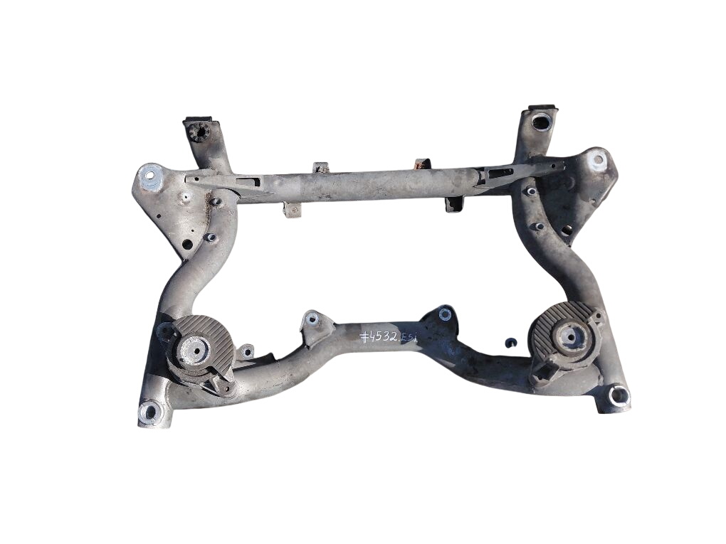 Mercedes-Benz A (W176) Front Axle Beam Mercedes-Benz C-Class Front Axle Beam A20462805...
