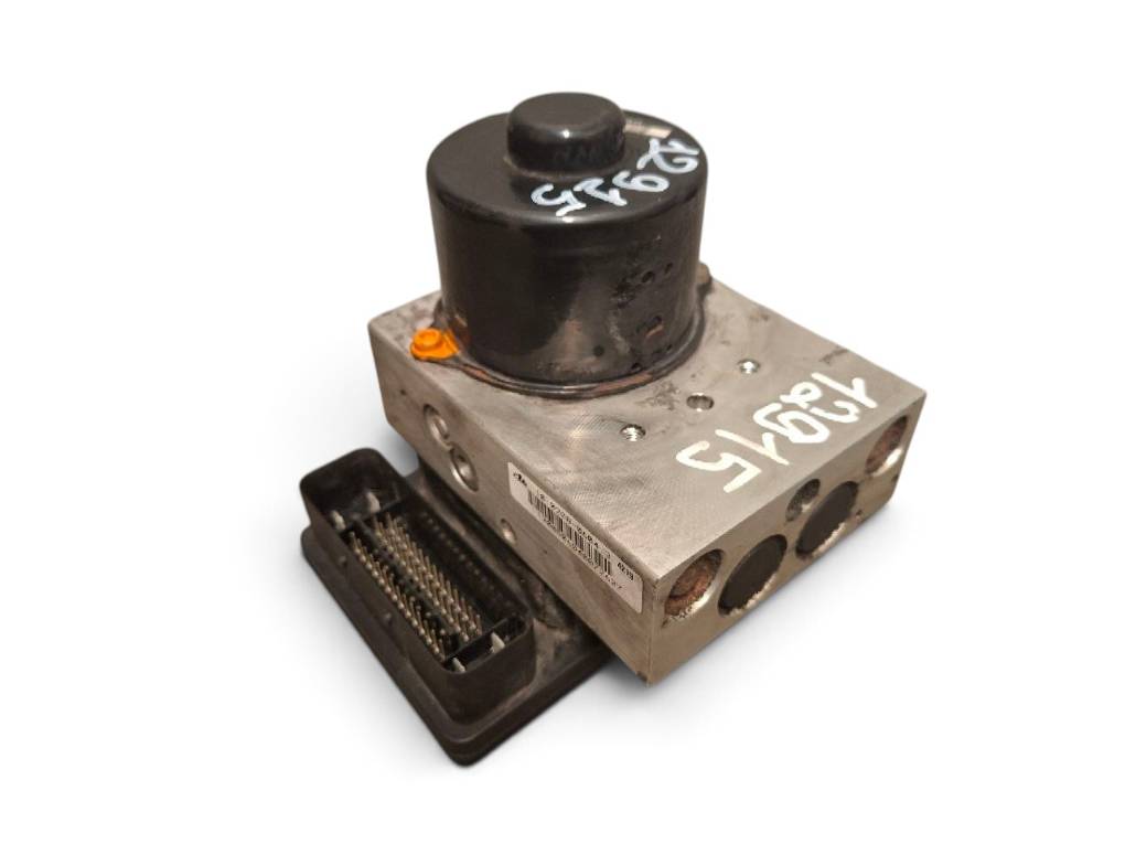 Mercedes-Benz A (W169) ABS hydraulic unit / pump ABS hydraulic unit / pump — MERCEDES-BENZ ML-CL...