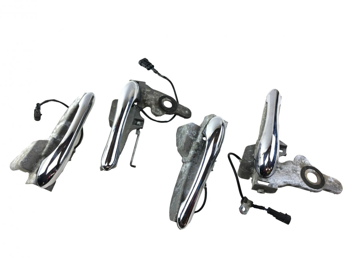 Maserati Quattroporte Door handle exterior set Maserati Quattroporte Door handle exterior set ...