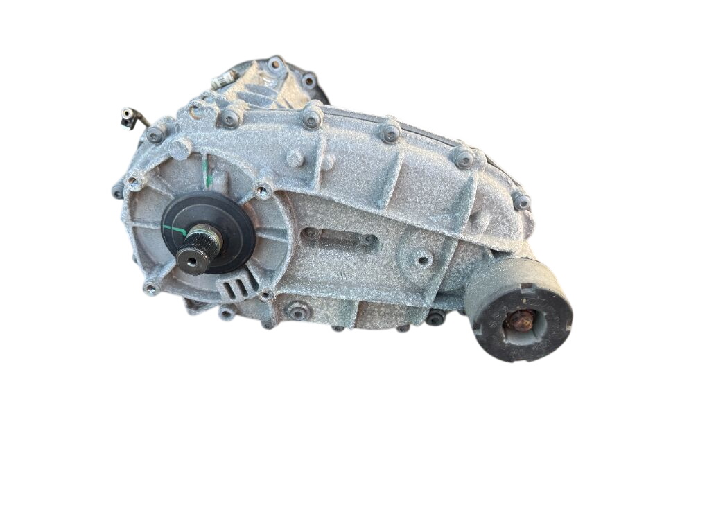 Porsche Cayenne Vahekast / nurkreduktor Porsche Cayenne Transfer Box 0BU341011Q

Part c...