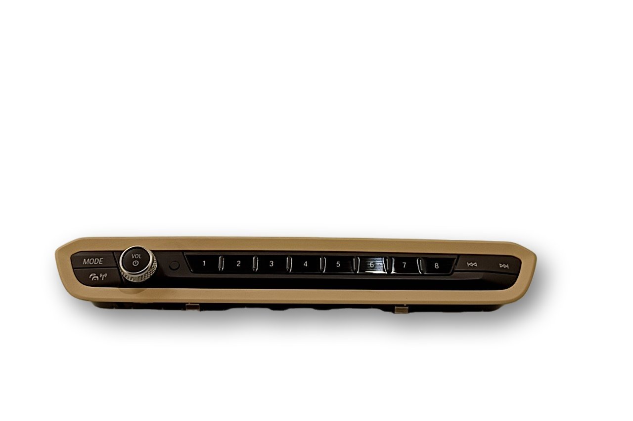 BMW 4 (G22 / G23 / G26)  Head unit multimedia control BMW 4 SERIES Head unit multimedia control OEM 5...