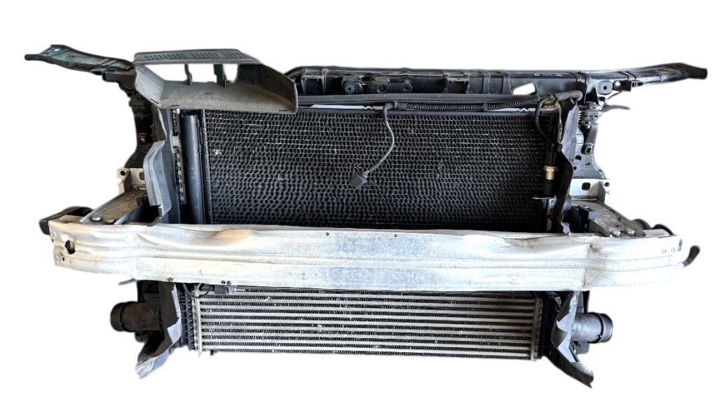 Audi A4 (B8) Front panel