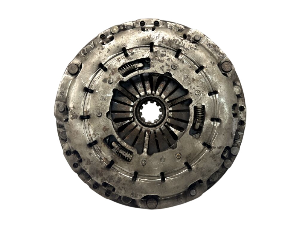 BMW 5 (E39) Clutch set BMW 5 Series Clutch set 3000951877

Part codes:...