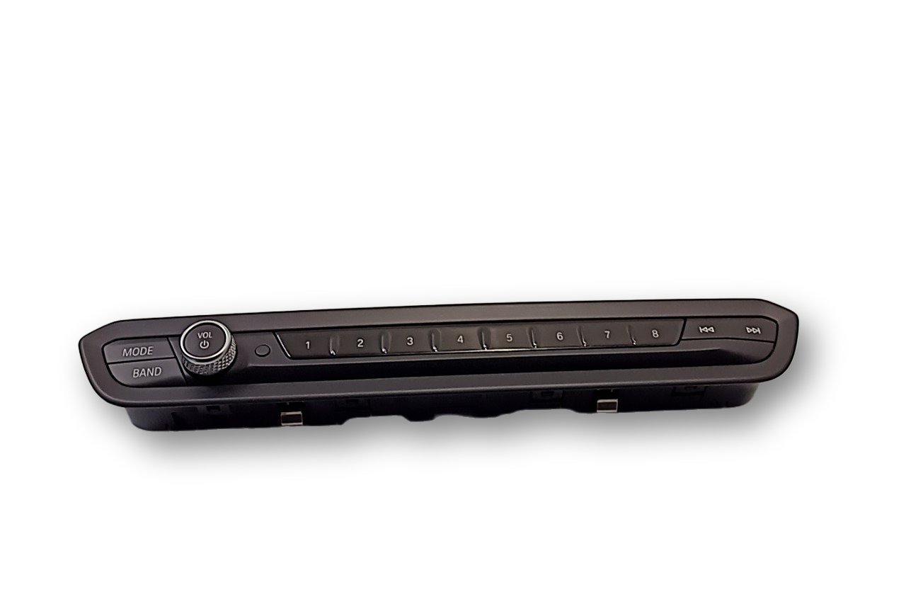 BMW 4 (G22 / G23 / G26)  Head unit multimedia control BMW 4 SERIES Head unit multimedia control OEM 6...