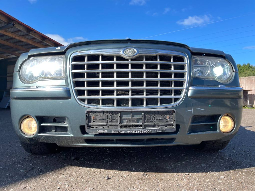 Chrysler 300C front bumper Chrysler 300C Front Bumper 4806287AB

Part code...