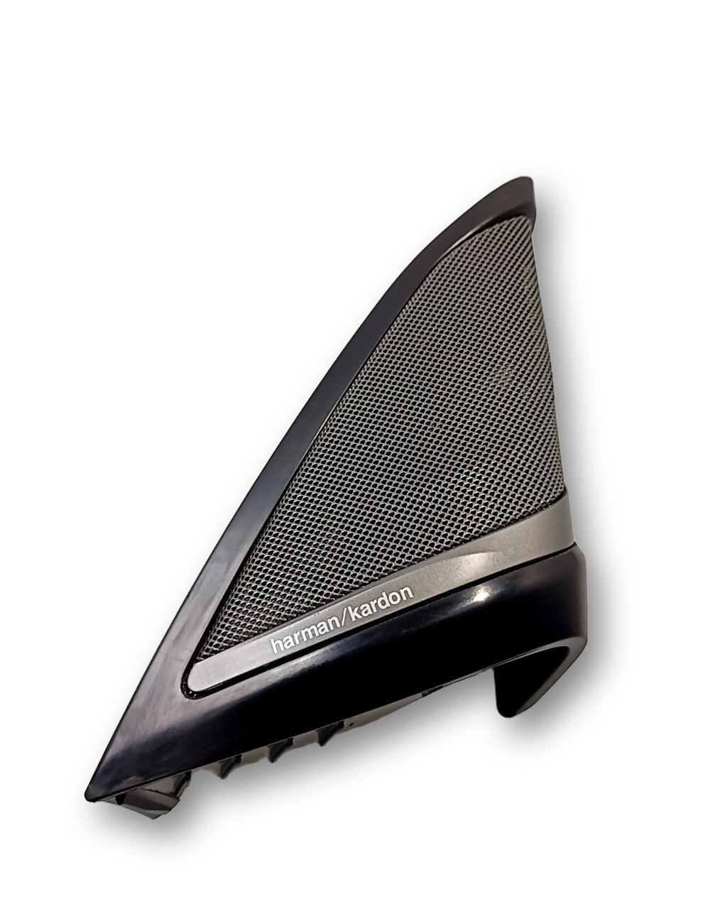BMW 5 (G30 / G31) Front door speaker cover trim BMW M5 Front door speaker cover trim OEM 740915...
