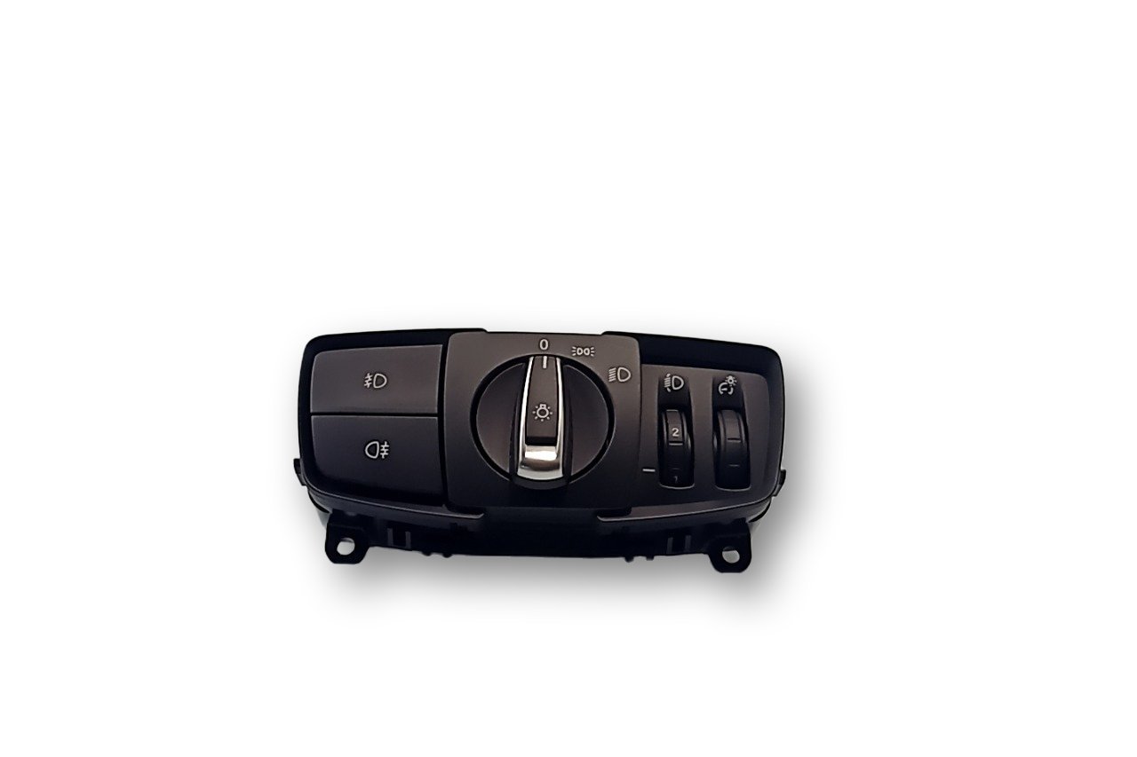 BMW 1 (F20 / F21) Light switch BMW 1 SERIES Light switch OEM 61319265304

Part...
