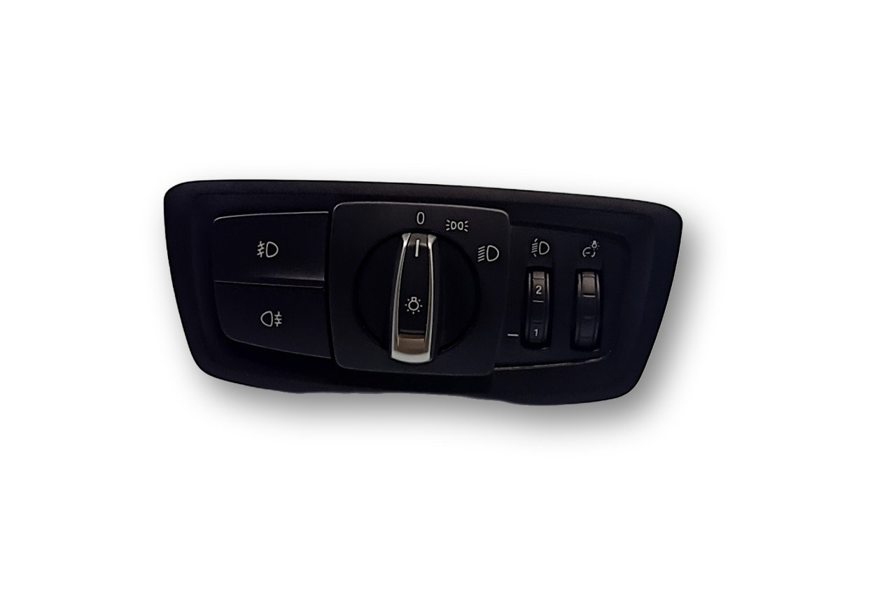 BMW X1 (F48) Light switch BMW X1 Light switch OEM 61316847525

Part codes...