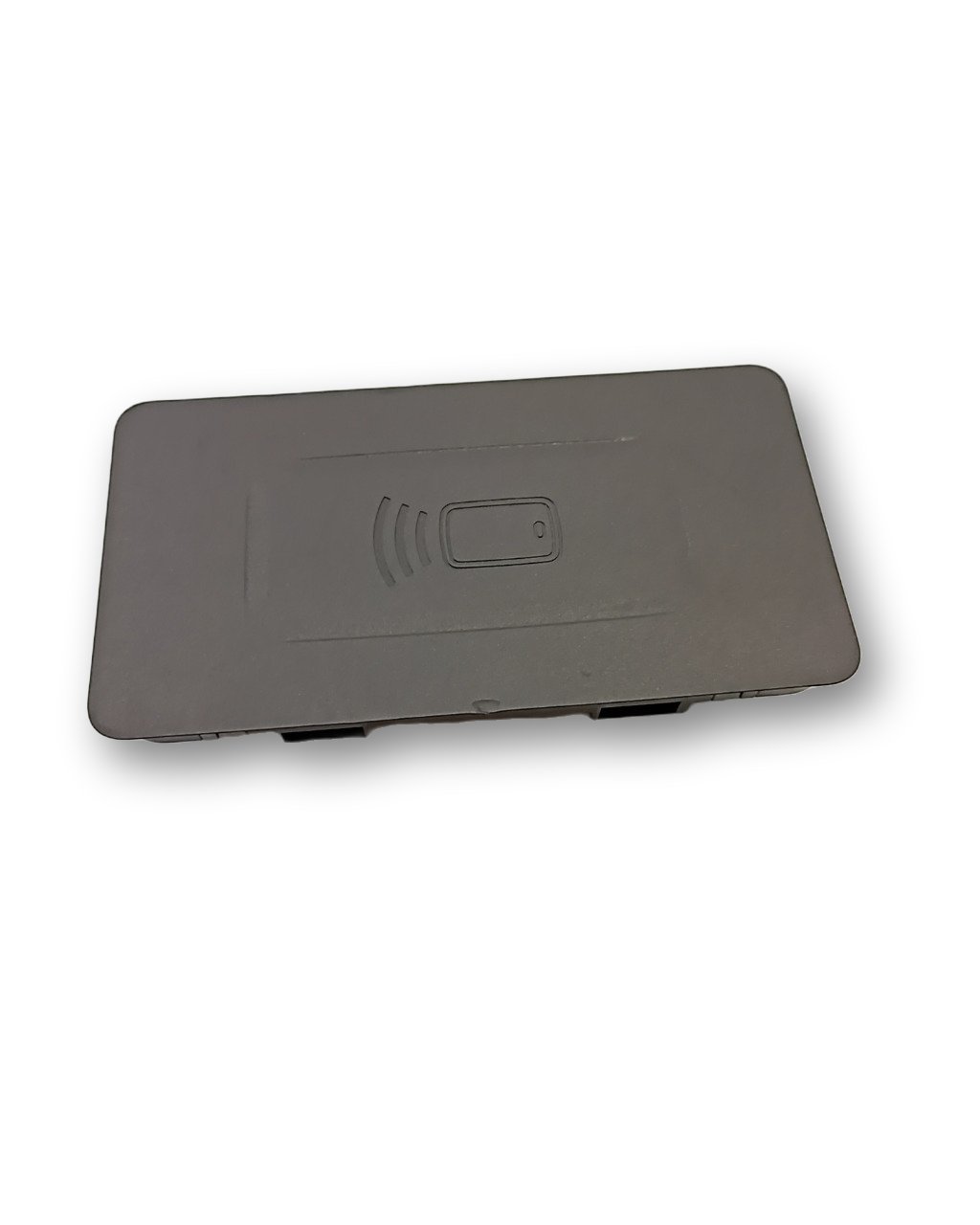 BMW 3 (G20 / G21) Wireless charging module BMW 3 SERIES Wireless charging module OEM 5A0D8...