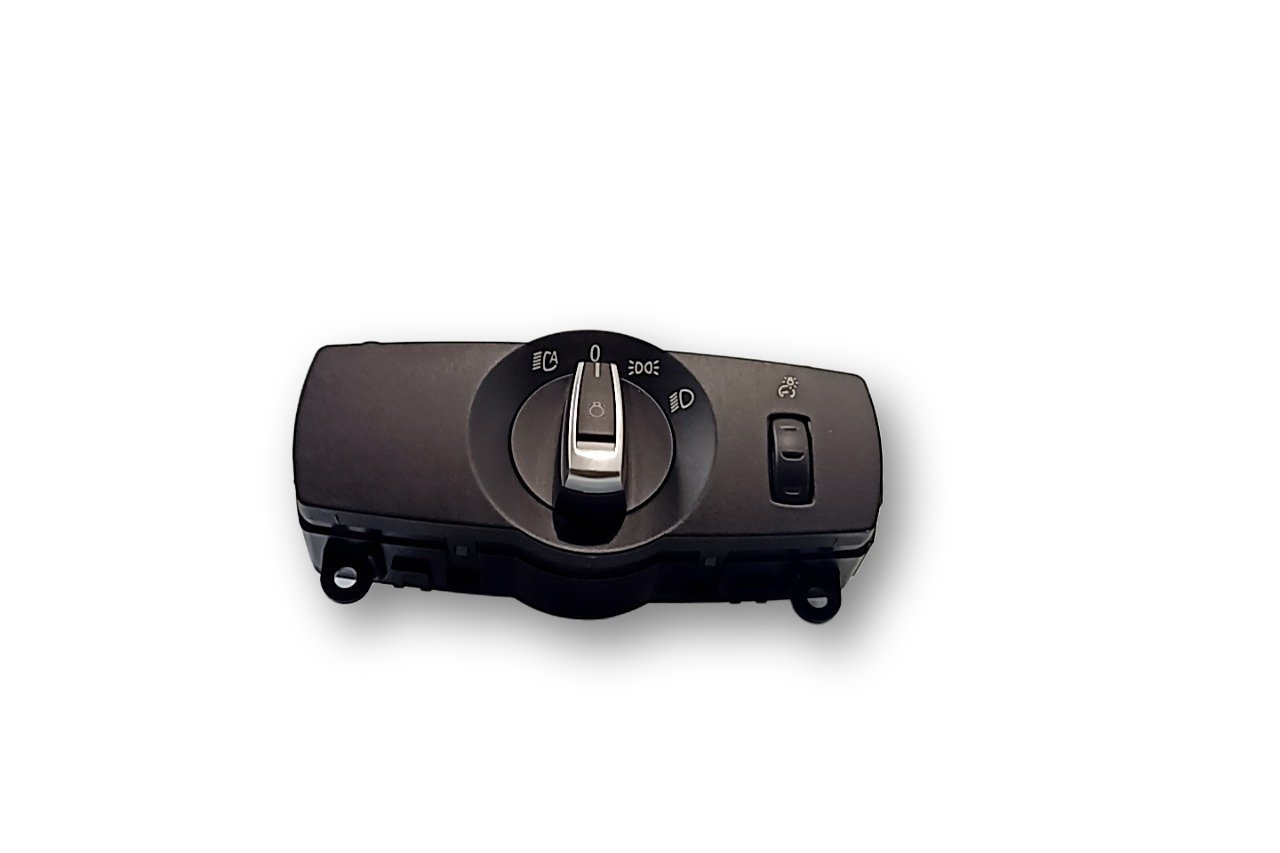 BMW 6 (F06 / F12 / F13) Esitulede / udutulede lüliti  BMW 6 SERIES Light switch OEM 61316803960

Part...