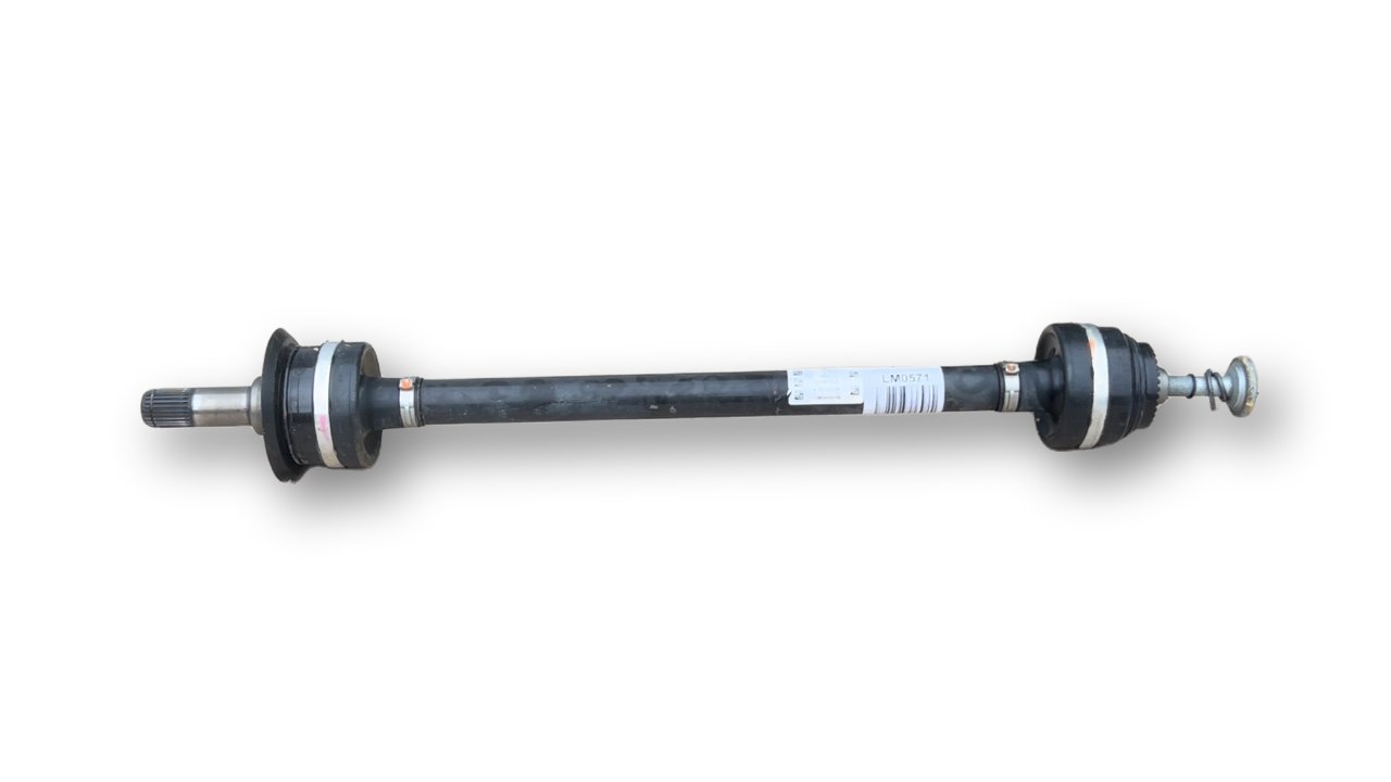 BMW 4 (G22 / G23 / G26)  Rear driveshaft BMW X4 Rear driveshaft OEM 33208690323

Part co...