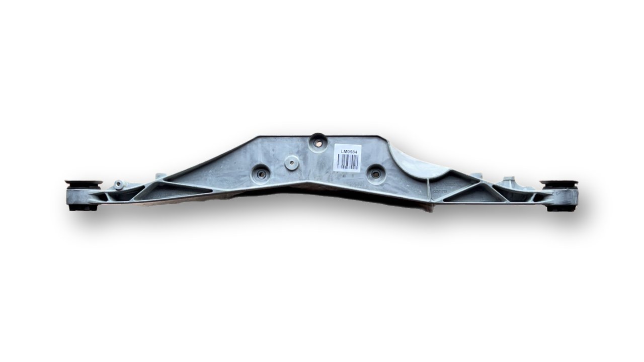 BMW 2 (F22 / F23) Rear differential/diff mount bracket BMW 2 SERIES Rear differential/diff mount brack...