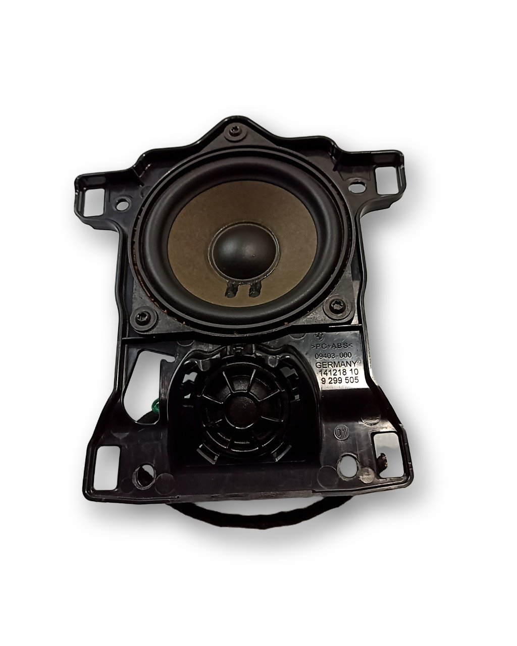 BMW 7 (G11 / G12) Panel speaker BMW 7 SERIES Panel speaker OEM 51459299505

Par...