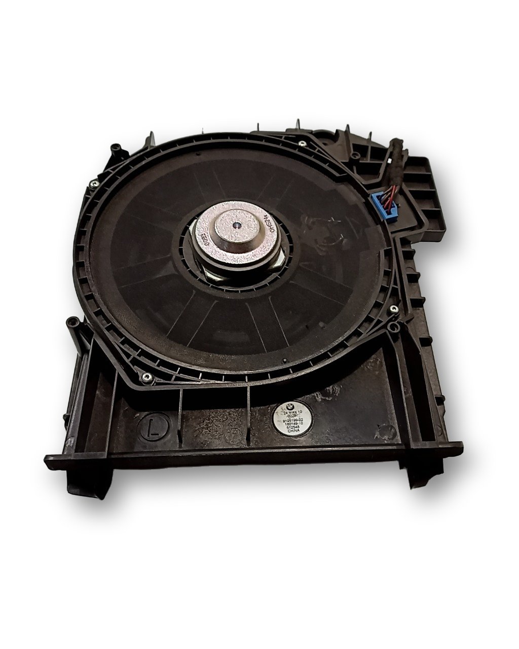 BMW 5 (F10 / F11) Subwoofer speaker BMW 5 SERIES Subwoofer speaker OEM 65139195199
...
