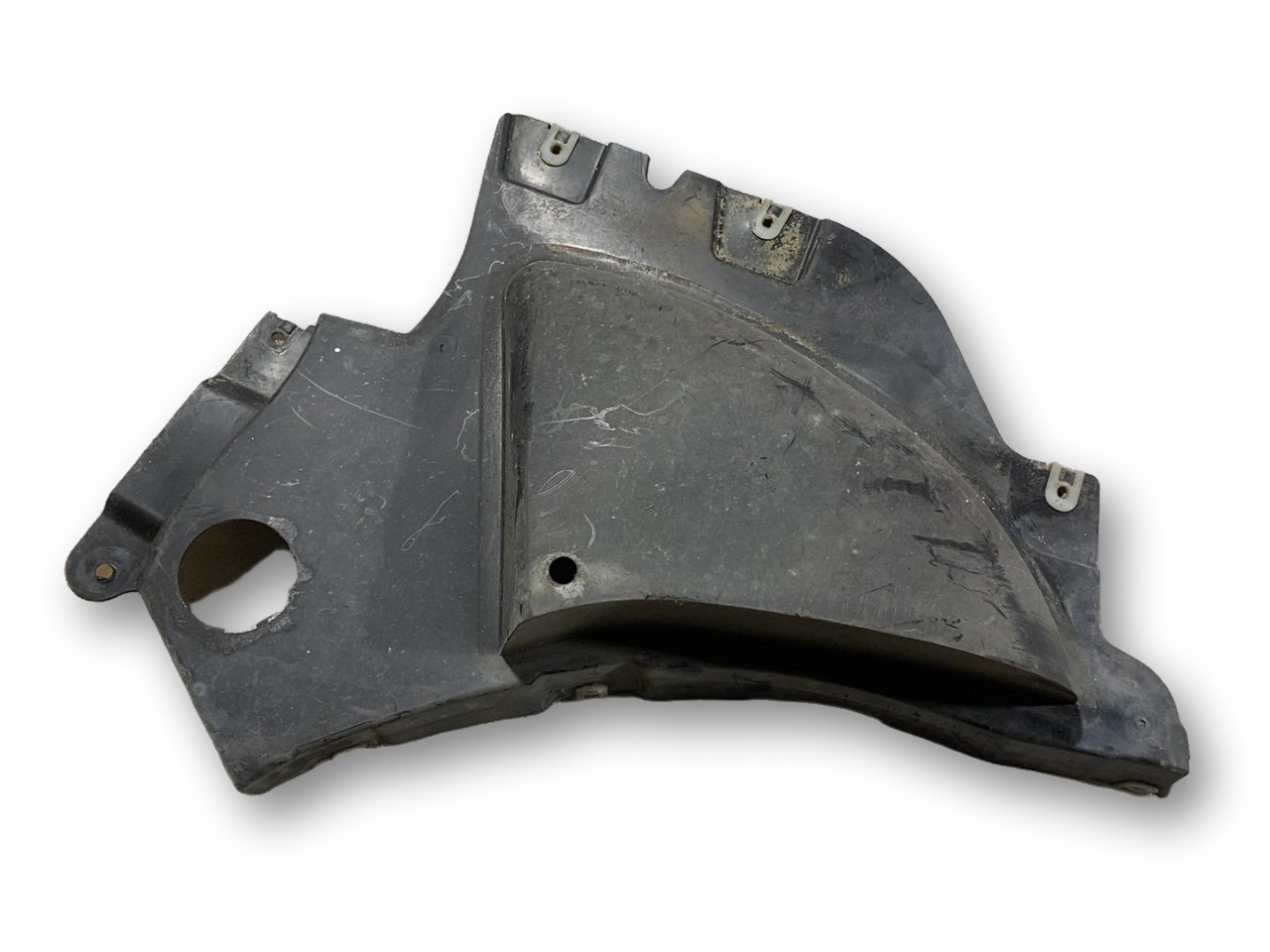 BMW 4 (G22 / G23 / G26)  Front bumper skid plate/under tray BMW 4 SERIES Front bumper skid plate/under tray...