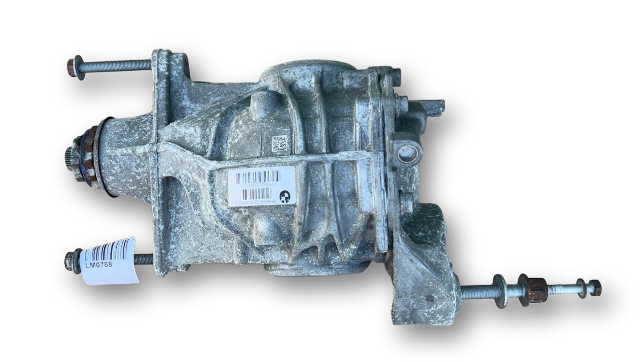 BMW 3 (G20 / G21) задний редуктор BMW 3 SERIES Rear differential OEM 33108647923
...