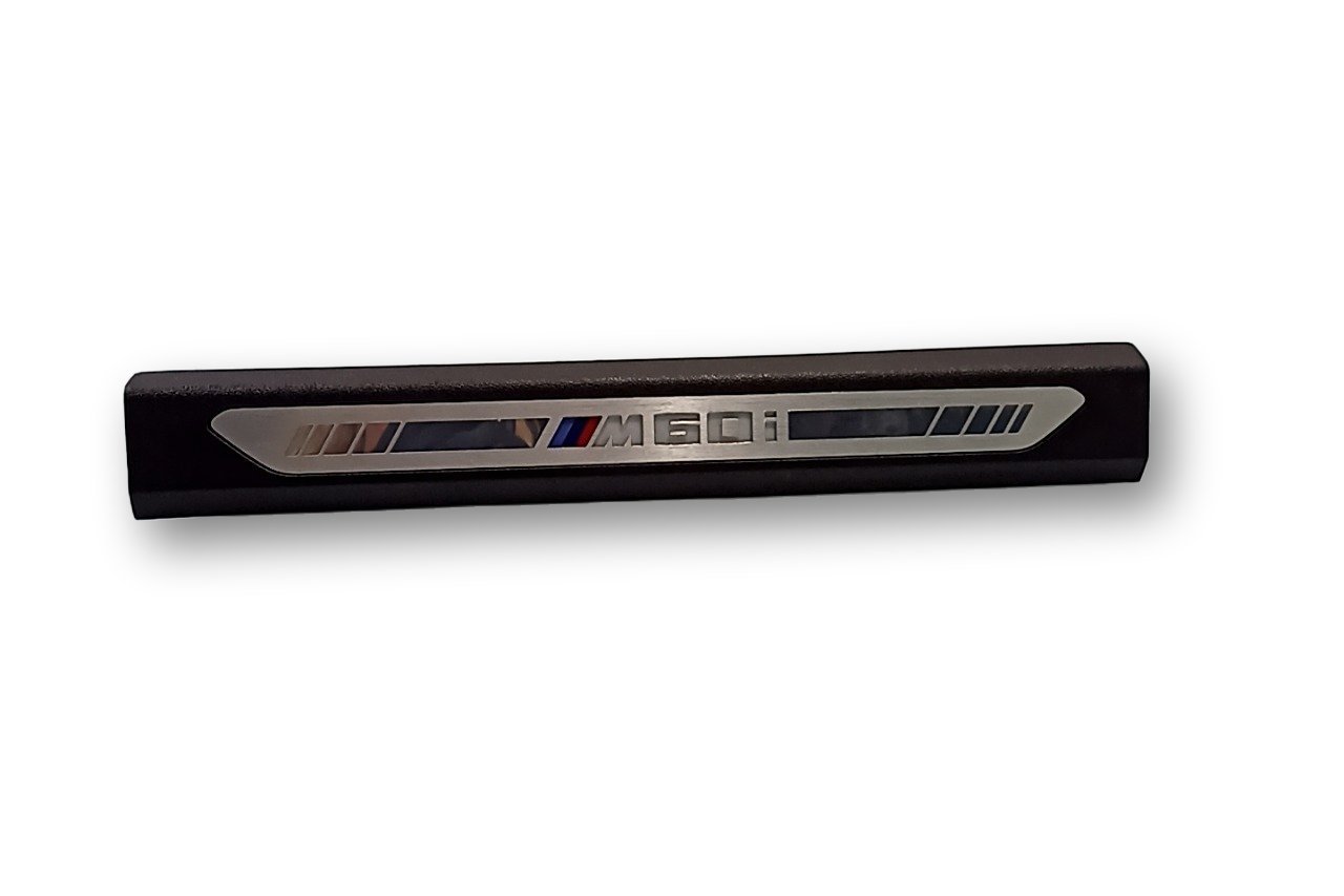 BMW X7 (G07) sill trim set (inner) BMW X7 sill trim set (inner) OEM 51475A60665

P...