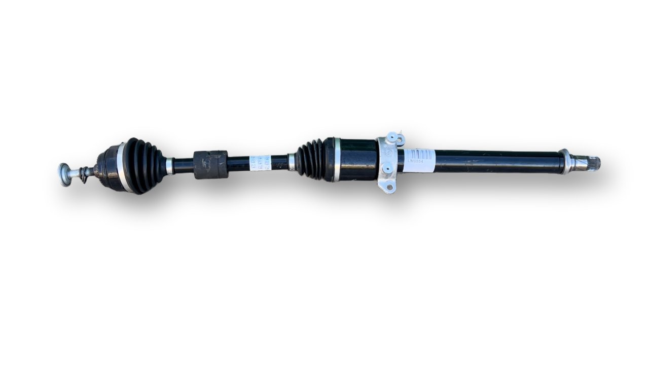 BMW X1 / iX1 (U11) Front driveshaft BMW X1 Front driveshaft OEM 31605A44AB6

Part c...