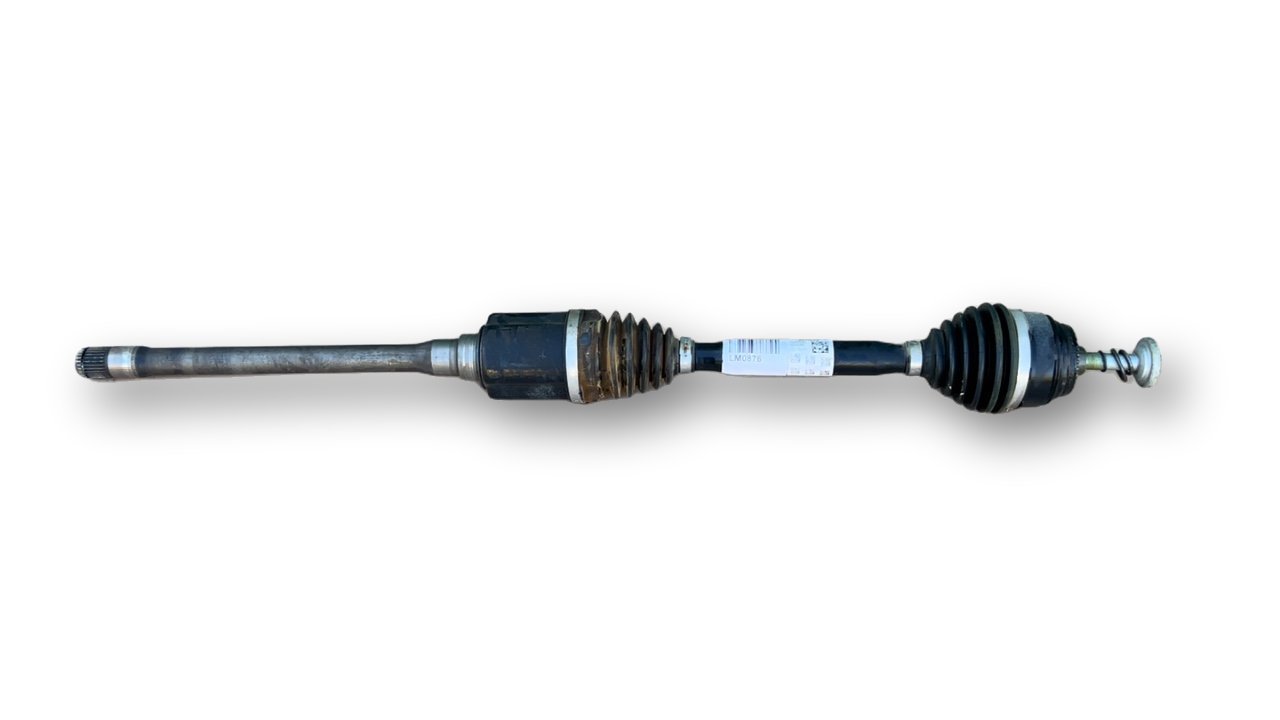 BMW 4 (G22 / G23 / G26)  Front driveshaft BMW X4 Front driveshaft OEM 31608643184

Part c...