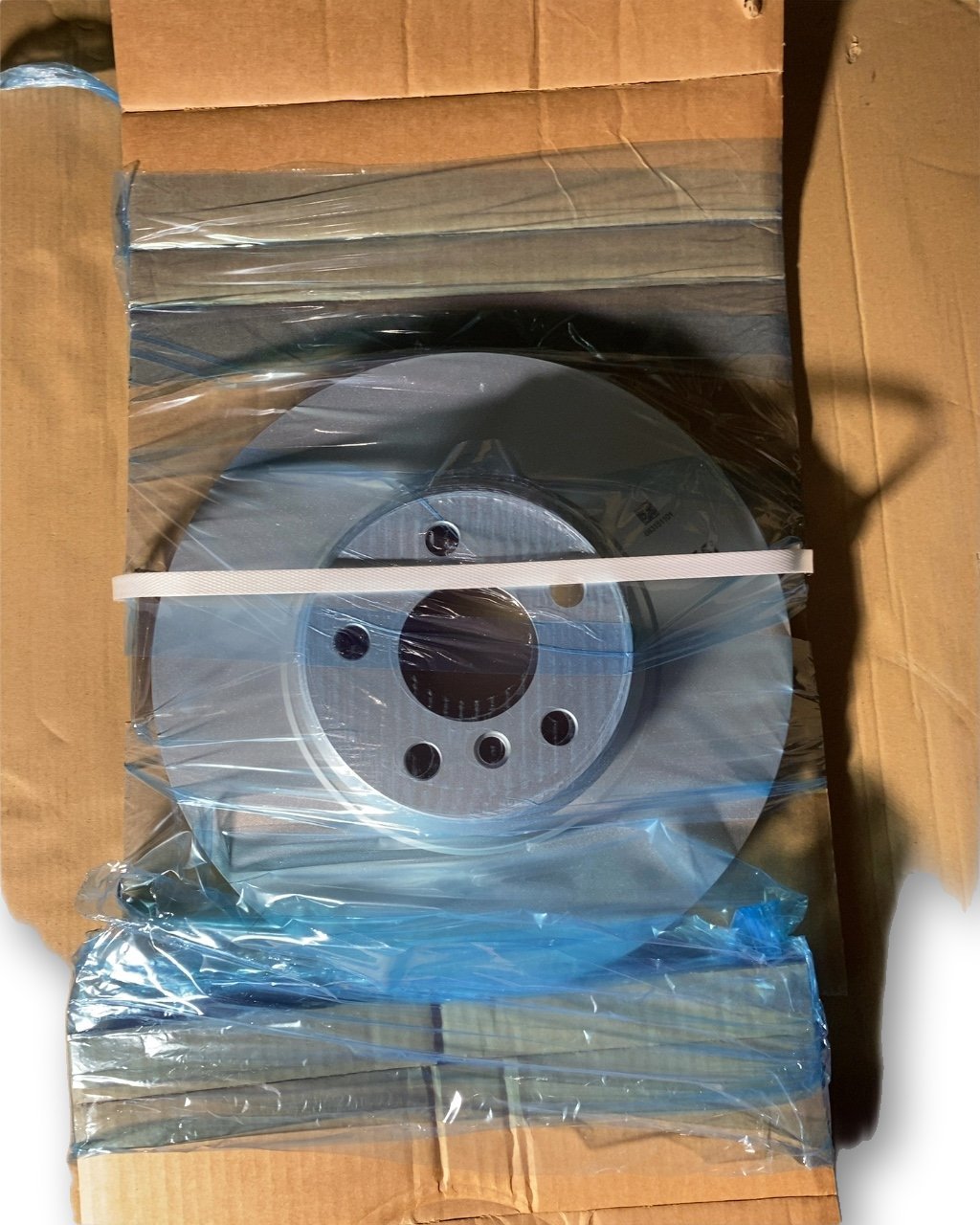 BMW X3 (E83) Front brake disc BMW X3 Front brake disc OEM 34108831511

Part c...
