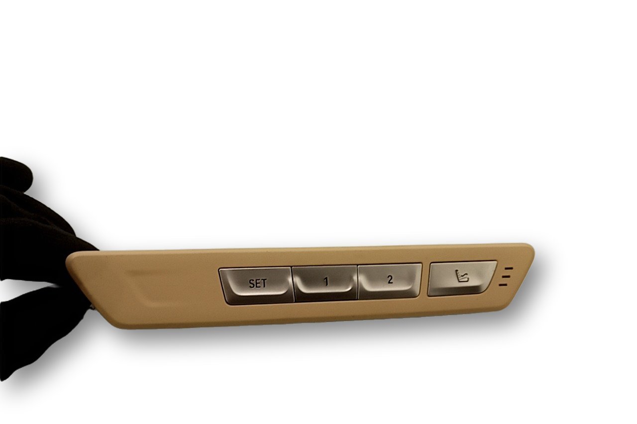 BMW 7 (G11 / G12) Seat Control Module BMW 7 SERIES Seat Control Module OEM 6131682673...