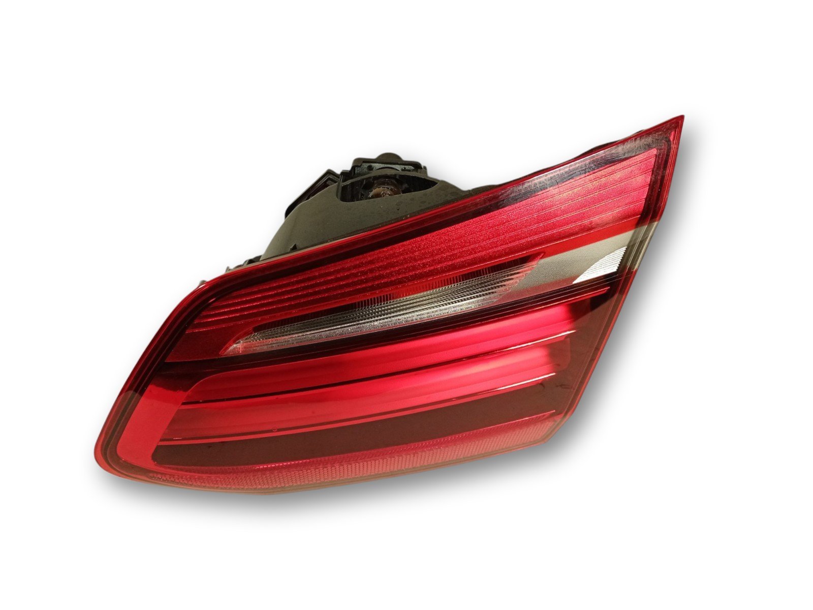 BMW 2 (F22 / F23) Tailgate rear/tail lights BMW 2 SERIES Tailgate rear/tail lights OEM 6321...