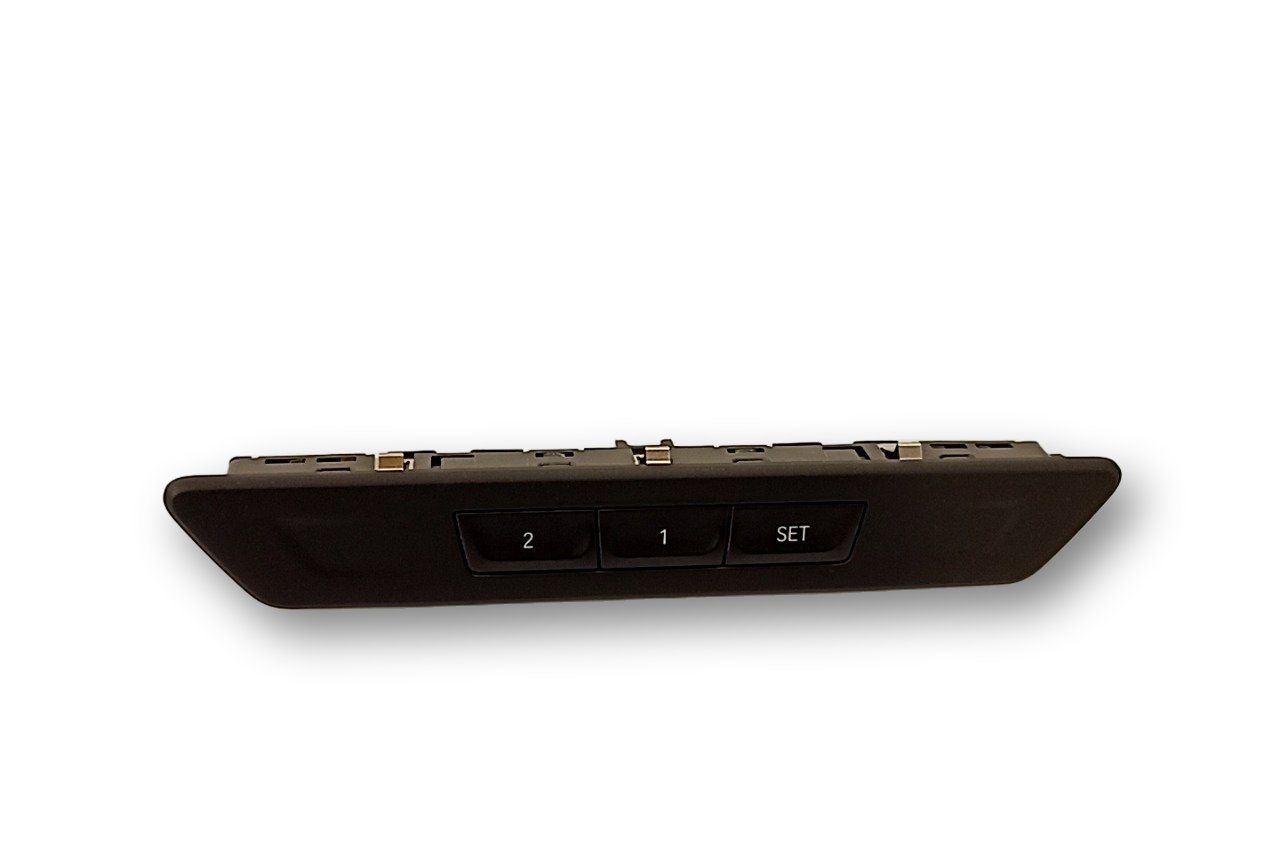 BMW 7 (G11 / G12) Seat control switch BMW 7 SERIES Seat control switch OEM 6131699730...