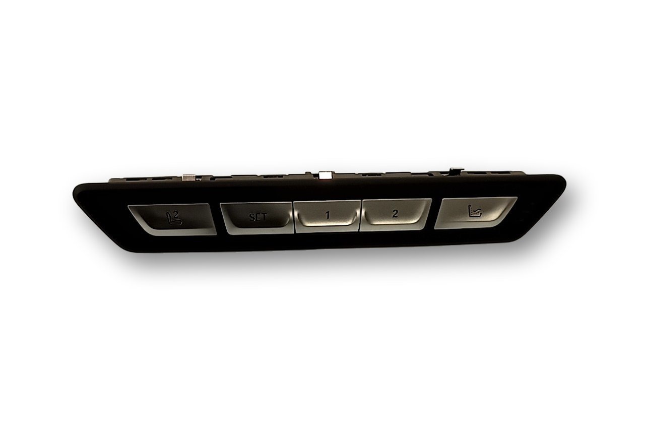 BMW 7 (G11 / G12) Penkin muisti kytkin BMW 7 SERIES Seat memory switch OEM 61316826722...