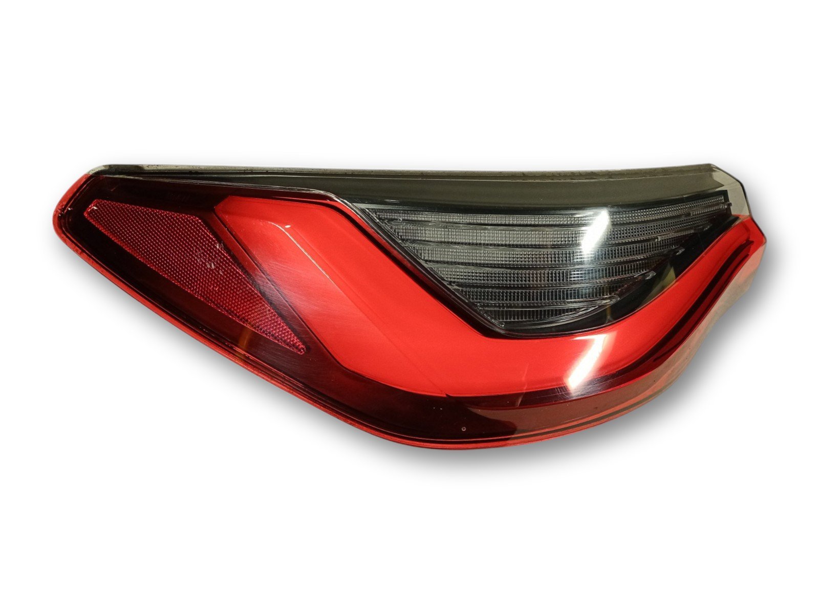BMW 4 (G22 / G23 / G26)  Rear/tail lights BMW M4 rear/tail lights OEM 63219479091

Part c...