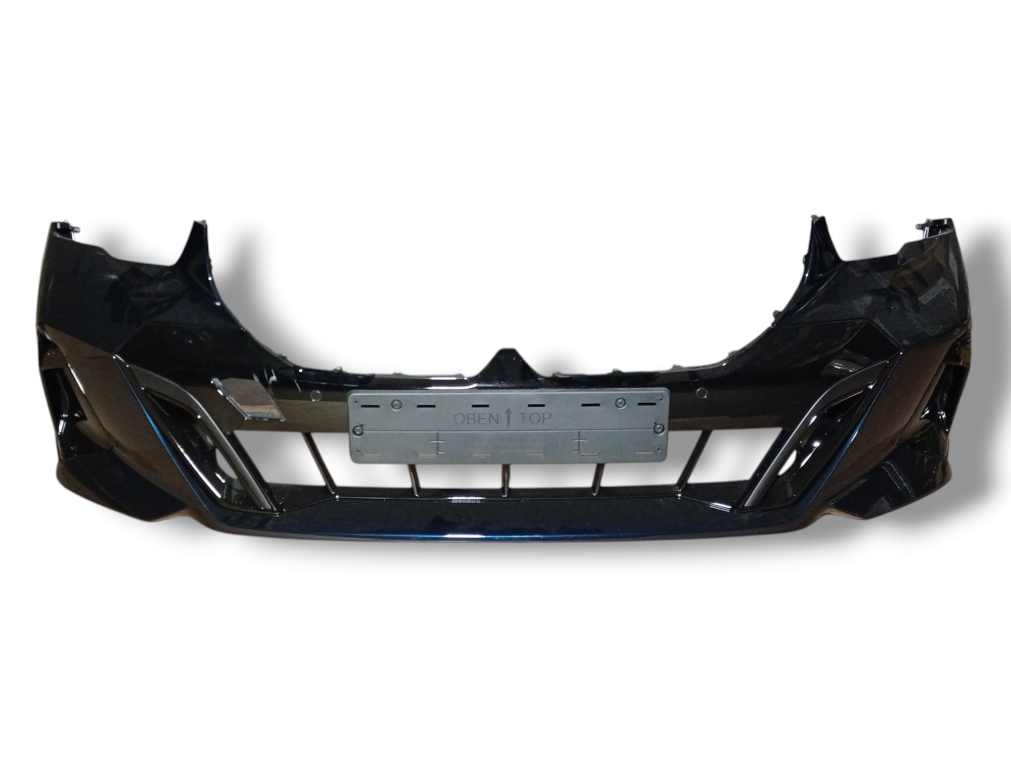 BMW 5 / i5 (G60 / G61) front bumper BMW 5 SERIES Front Bumper OEM 51115A6A3D3

Part...