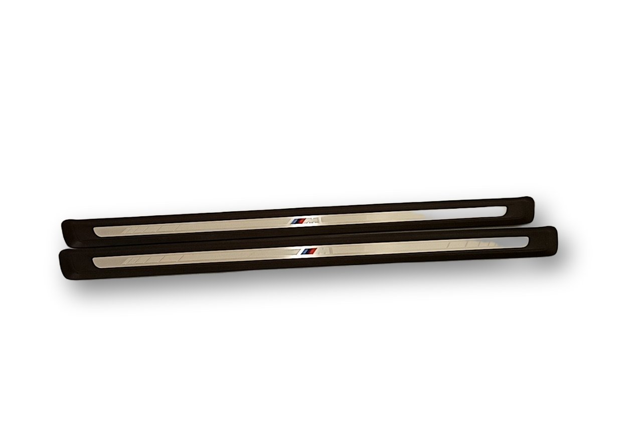 BMW 4 (G22 / G23 / G26)  Front sill trim cover