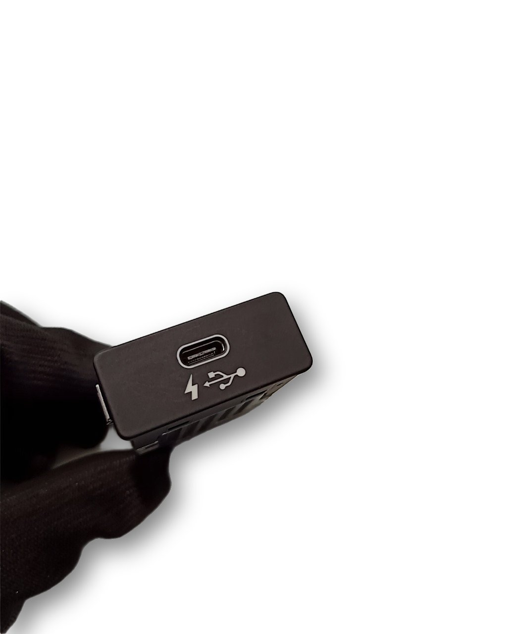 BMW 3 (G20 / G21) USB socket connector BMW 3 SERIES USB socket connector

Generation: ...