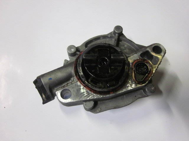 Peugeot 206 Vacuum Pump, engine PEUGEOT 206 (2A) (1998-2012) Vacuum Pump, engin...